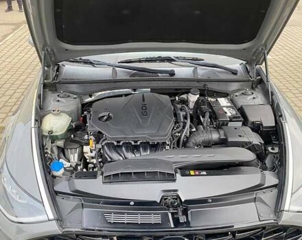 Сірий Хендай Соната, об'ємом двигуна 2.5 л та пробігом 126 тис. км за 19000 $, фото 10 на Automoto.ua