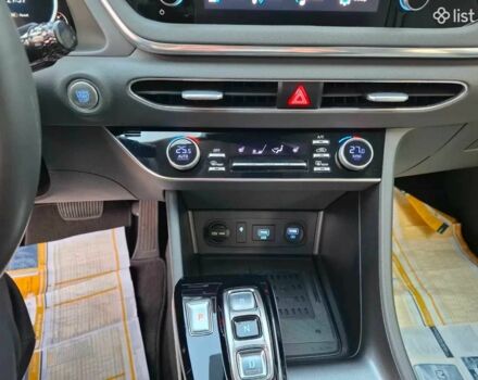 Серый Хендай Соната, объемом двигателя 2.5 л и пробегом 44 тыс. км за 17000 $, фото 4 на Automoto.ua