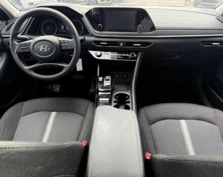 Сірий Хендай Соната, об'ємом двигуна 2.5 л та пробігом 45 тис. км за 3800 $, фото 5 на Automoto.ua