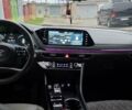Сірий Хендай Соната, об'ємом двигуна 2 л та пробігом 53 тис. км за 27000 $, фото 33 на Automoto.ua