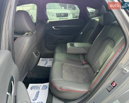 Серый Хендай Соната, объемом двигателя 1.6 л и пробегом 41 тыс. км за 21900 $, фото 18 на Automoto.ua