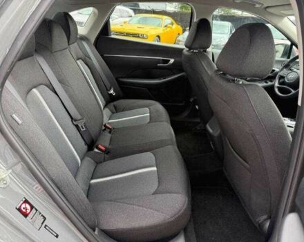 Сірий Хендай Соната, об'ємом двигуна 2.5 л та пробігом 45 тис. км за 3800 $, фото 9 на Automoto.ua