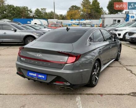Серый Хендай Соната, объемом двигателя 1.6 л и пробегом 41 тыс. км за 21900 $, фото 3 на Automoto.ua
