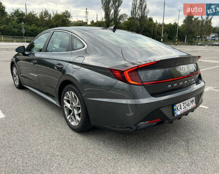 Сірий Хендай Соната, об'ємом двигуна 2.5 л та пробігом 43 тис. км за 22400 $, фото 7 на Automoto.ua