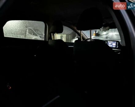 Серый Хендай Соната, объемом двигателя 2.5 л и пробегом 46 тыс. км за 19390 $, фото 25 на Automoto.ua