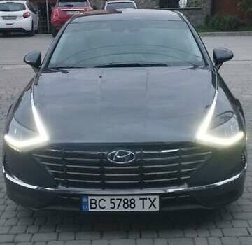 Сірий Хендай Соната, об'ємом двигуна 2.5 л та пробігом 85 тис. км за 18000 $, фото 15 на Automoto.ua