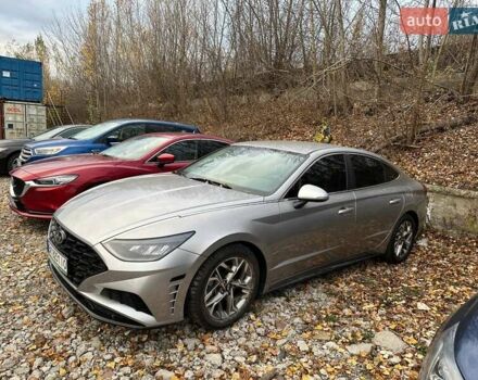 Сірий Хендай Соната, об'ємом двигуна 2.5 л та пробігом 46 тис. км за 19000 $, фото 5 на Automoto.ua