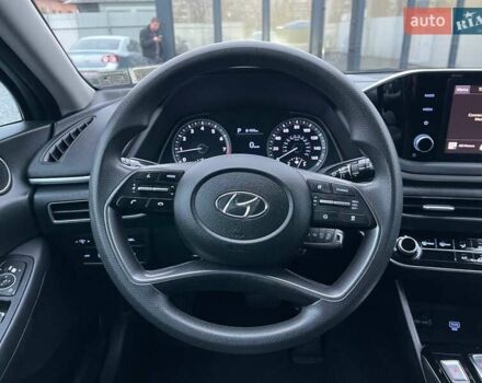 Серый Хендай Соната, объемом двигателя 2.5 л и пробегом 95 тыс. км за 16990 $, фото 10 на Automoto.ua