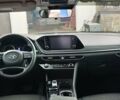 Сірий Хендай Соната, об'ємом двигуна 2.5 л та пробігом 85 тис. км за 18000 $, фото 4 на Automoto.ua