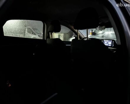 Серый Хендай Соната, объемом двигателя 2.5 л и пробегом 46 тыс. км за 19390 $, фото 24 на Automoto.ua