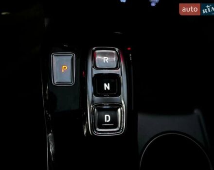 Серый Хендай Соната, объемом двигателя 2.5 л и пробегом 46 тыс. км за 19390 $, фото 20 на Automoto.ua