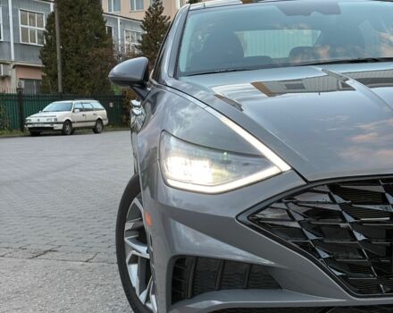 Серый Хендай Соната, объемом двигателя 2.5 л и пробегом 29 тыс. км за 21500 $, фото 2 на Automoto.ua