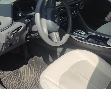 Сірий Хендай Соната, об'ємом двигуна 2.5 л та пробігом 39 тис. км за 25000 $, фото 8 на Automoto.ua