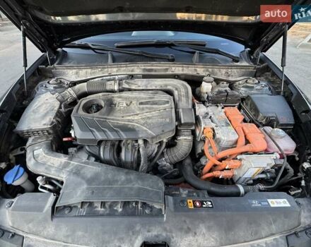 Серый Хендай Соната, объемом двигателя 2 л и пробегом 108 тыс. км за 22500 $, фото 57 на Automoto.ua