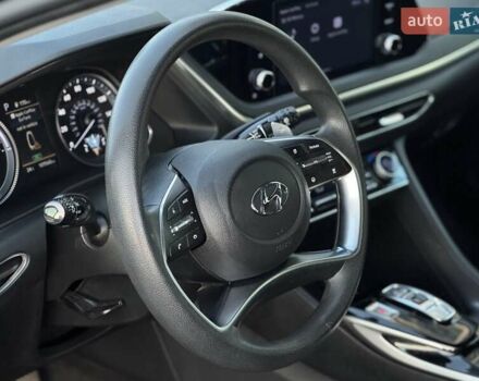 Серый Хендай Соната, объемом двигателя 2 л и пробегом 108 тыс. км за 22500 $, фото 17 на Automoto.ua