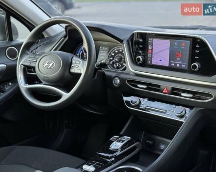 Серый Хендай Соната, объемом двигателя 2 л и пробегом 108 тыс. км за 22500 $, фото 24 на Automoto.ua