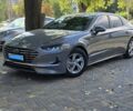 Серый Хендай Соната, объемом двигателя 2.5 л и пробегом 27 тыс. км за 20699 $, фото 1 на Automoto.ua