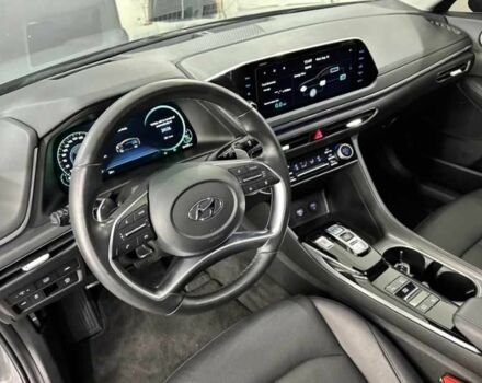 Сірий Хендай Соната, об'ємом двигуна 2 л та пробігом 68 тис. км за 15200 $, фото 11 на Automoto.ua