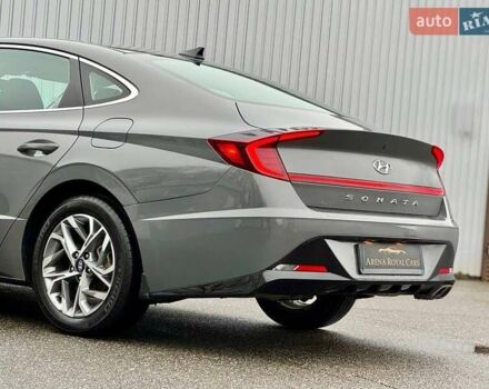 Сірий Хендай Соната, об'ємом двигуна 2.5 л та пробігом 53 тис. км за 19300 $, фото 20 на Automoto.ua