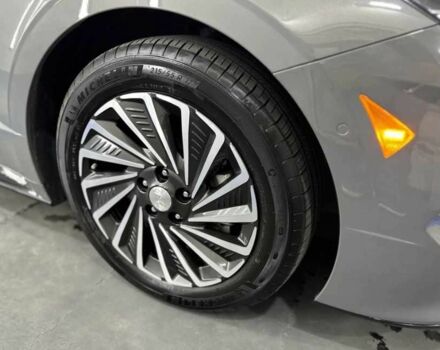 Сірий Хендай Соната, об'ємом двигуна 2 л та пробігом 68 тис. км за 15200 $, фото 6 на Automoto.ua