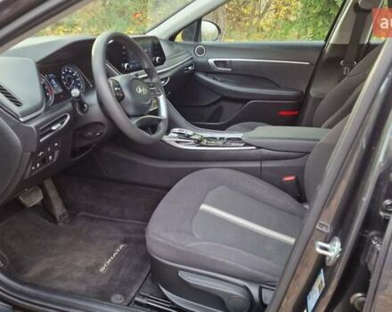 Серый Хендай Соната, объемом двигателя 2.5 л и пробегом 55 тыс. км за 17999 $, фото 10 на Automoto.ua