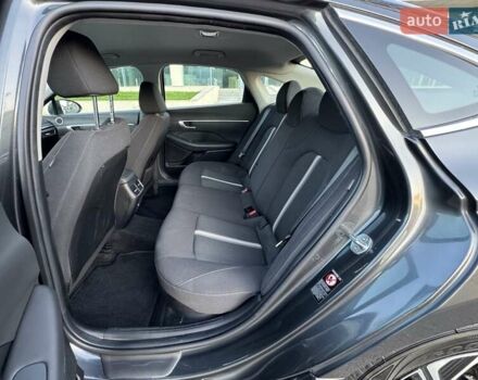 Серый Хендай Соната, объемом двигателя 2 л и пробегом 108 тыс. км за 22500 $, фото 52 на Automoto.ua