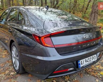 Серый Хендай Соната, объемом двигателя 2.5 л и пробегом 55 тыс. км за 17999 $, фото 2 на Automoto.ua