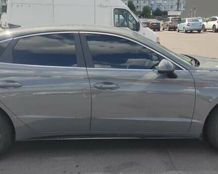 Серый Хендай Соната, объемом двигателя 2.5 л и пробегом 38 тыс. км за 25500 $, фото 1 на Automoto.ua