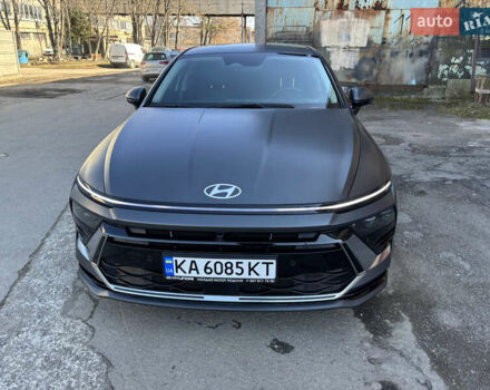 Серый Хендай Соната, объемом двигателя 2.5 л и пробегом 42 тыс. км за 31000 $, фото 1 на Automoto.ua