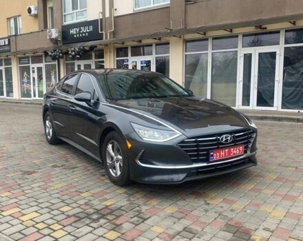 Серый Хендай Соната, объемом двигателя 2.5 л и пробегом 32 тыс. км за 20000 $, фото 2 на Automoto.ua