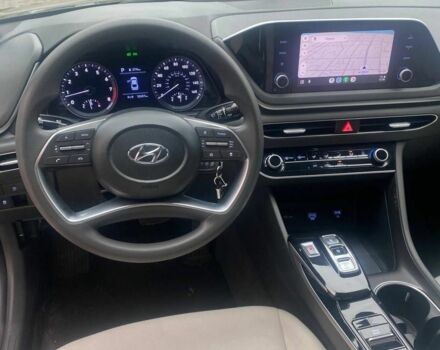 Серый Хендай Соната, объемом двигателя 2.5 л и пробегом 32 тыс. км за 20000 $, фото 1 на Automoto.ua