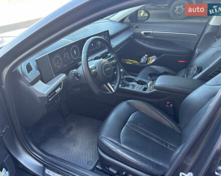 Серый Хендай Соната, объемом двигателя 2.5 л и пробегом 42 тыс. км за 31000 $, фото 8 на Automoto.ua