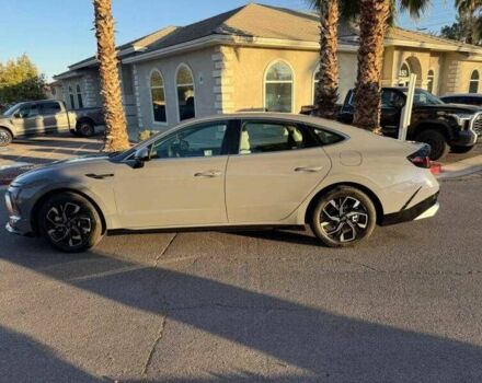 Серый Хендай Соната, объемом двигателя 2.5 л и пробегом 10 тыс. км за 10300 $, фото 1 на Automoto.ua