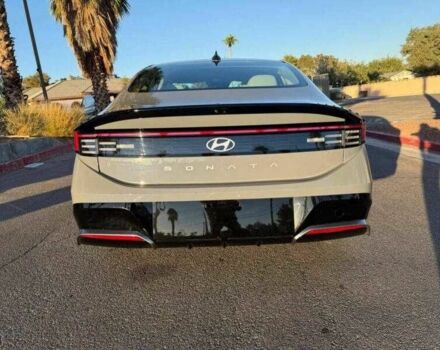 Серый Хендай Соната, объемом двигателя 2.5 л и пробегом 10 тыс. км за 10300 $, фото 3 на Automoto.ua