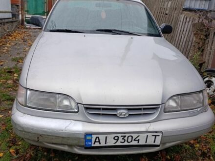 Серый Хендай Соната, объемом двигателя 2 л и пробегом 673 тыс. км за 1300 $, фото 1 на Automoto.ua