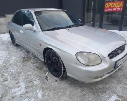 Серый Хендай Соната, объемом двигателя 2 л и пробегом 415 тыс. км за 1900 $, фото 1 на Automoto.ua