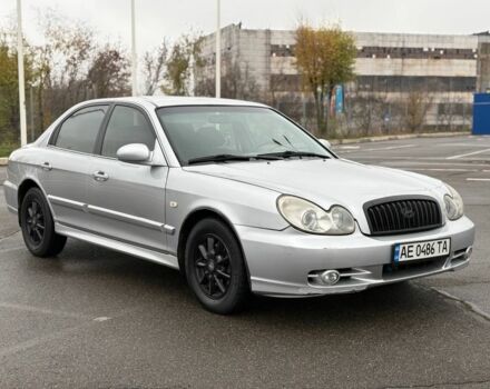 Серый Хендай Соната, объемом двигателя 2 л и пробегом 330 тыс. км за 2800 $, фото 1 на Automoto.ua