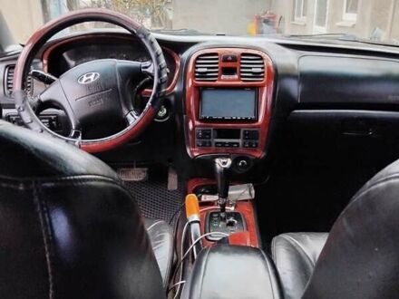 Серый Хендай Соната, объемом двигателя 2 л и пробегом 40 тыс. км за 3800 $, фото 1 на Automoto.ua