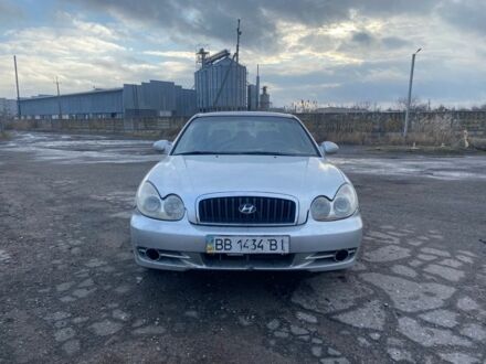 Хендай Соната 2004 в Славянске на Automoto.ua Серый Хендай Соната, объемом двигателя 2 л и пробегом 260 тыс. км за 2500 $, фото 1 на Automoto.ua