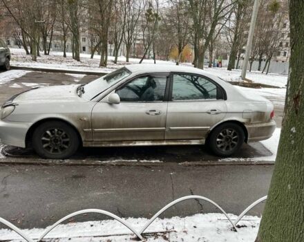 Серый Хендай Соната, объемом двигателя 2.7 л и пробегом 200 тыс. км за 2450 $, фото 1 на Automoto.ua