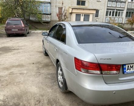 Серый Хендай Соната, объемом двигателя 2.4 л и пробегом 311 тыс. км за 4600 $, фото 1 на Automoto.ua