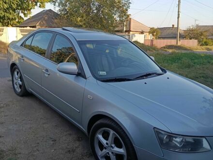 Хендай Соната 2006 в Славянске на Automoto.ua Серый Хендай Соната, объемом двигателя 2 л и пробегом 2 тыс. км за 3400 $, фото 1 на Automoto.ua