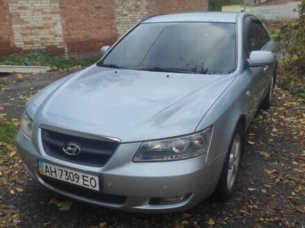 Сірий Хендай Соната, об'ємом двигуна 2 л та пробігом 253 тис. км за 7250 $, фото 1 на Automoto.ua