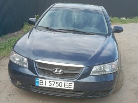 Хендай Соната 2006 у Полтаві на Automoto.ua Сірий Хендай Соната, об'ємом двигуна 2 л та пробігом 250 тис. км за 4300 $, фото 1 на Automoto.ua