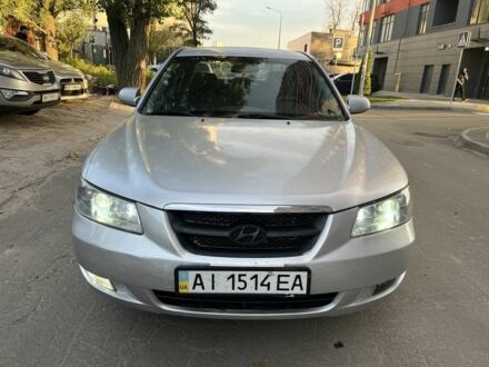 Хендай Соната 2007 в Киеве на Automoto.ua Серый Хендай Соната, объемом двигателя 2 л и пробегом 271 тыс. км за 4250 $, фото 1 на Automoto.ua
