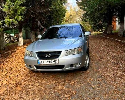 Серый Хендай Соната, объемом двигателя 2 л и пробегом 270 тыс. км за 5100 $, фото 1 на Automoto.ua