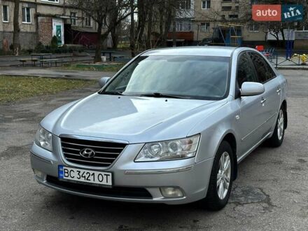 Хендай Соната 2008 в Виннице на Automoto.ua Серый Хендай Соната, объемом двигателя 2 л и пробегом 340 тыс. км за 4500 $, фото 1 на Automoto.ua