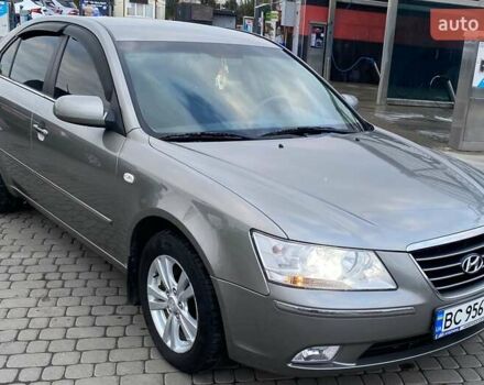 Серый Хендай Соната, объемом двигателя 2 л и пробегом 115 тыс. км за 7800 $, фото 1 на Automoto.ua