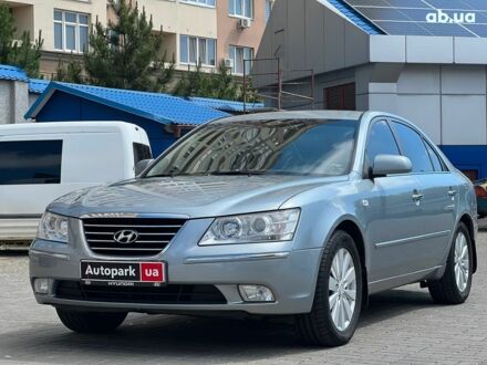 Серый Хендай Соната, объемом двигателя 2.4 л и пробегом 230 тыс. км за 6490 $, фото 1 на Automoto.ua