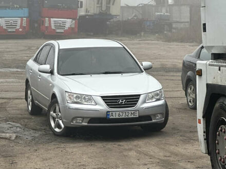 Хендай Соната 2008 в Василькове на Automoto.ua Серый Хендай Соната, объемом двигателя 2 л и пробегом 273 тыс. км за 6300 $, фото 1 на Automoto.ua